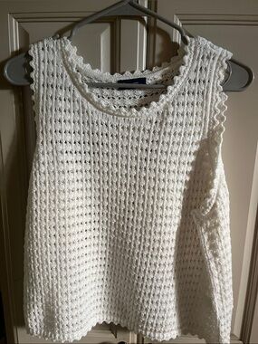 GAP White Crochet Openwork Sleeveless Top